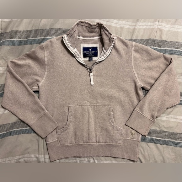 American Eagle Outfitters Other - 🤩HP🤩 American Eagle Distressed Quarter Zip Jacket
